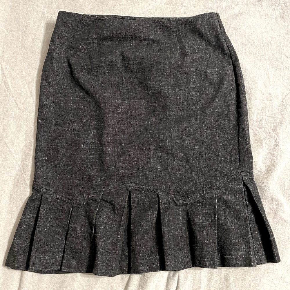 B Wear Womens Skirt Size 5 Black Denim Stretch Pleated Hem Modern Flare A Line